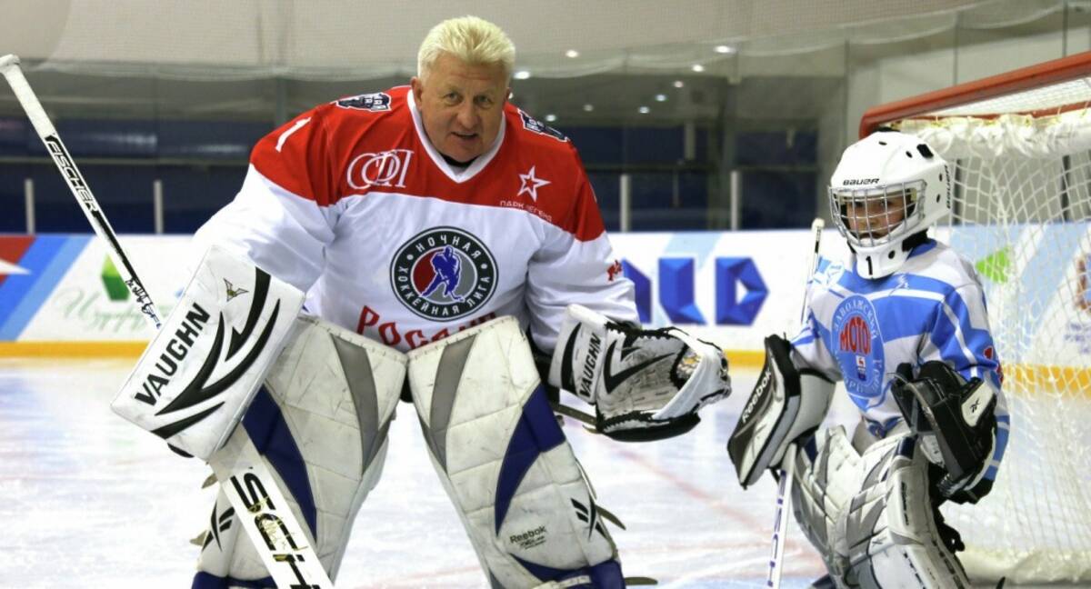 В Брянск приедет легендарный советский вратарь Владимир Мышкин