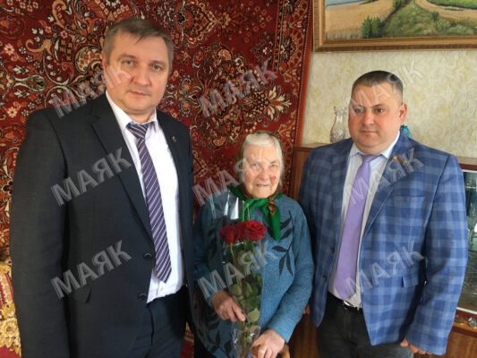 В Новозыбкове поздравили со 100-летним юбилеем Александру Екимову