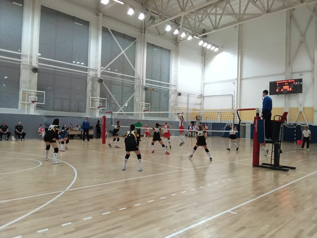 Брянские волейболистки победили пензенский «Университет-Визит» со счетом 3:0