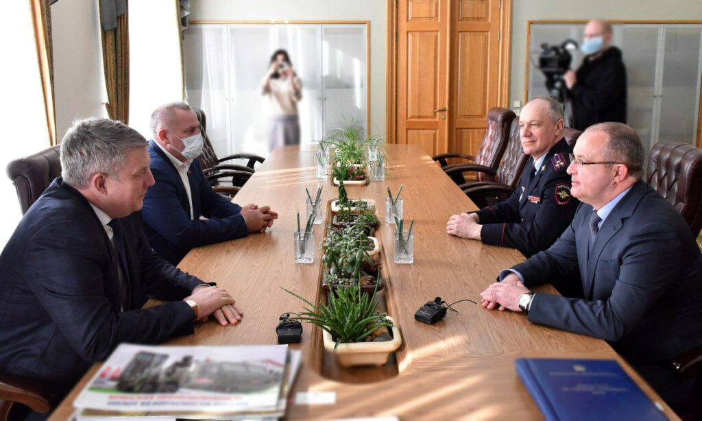 Александр Богомаз встретился с замдиректора фельдъегерской службы России