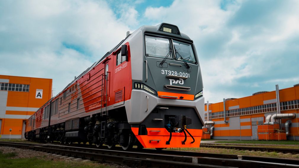 Брянские машиностроители отправили первый образец новейшего тепловоза на испытания