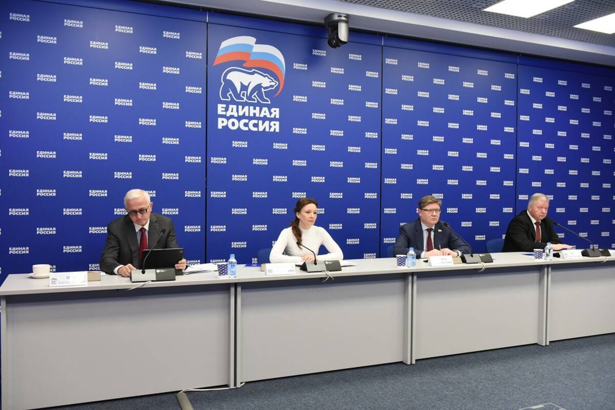 В «Единой России» предложили масштабировать патриотические проекты Брянской области