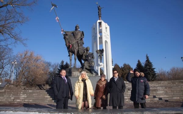 Кубинская делегация посетила достопримечательности Брянска