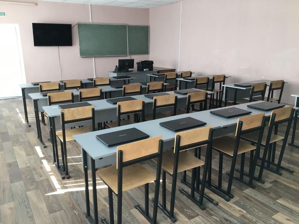 По нацпроекту «Образование» школы Брянщины получили более 780 ноутбуков