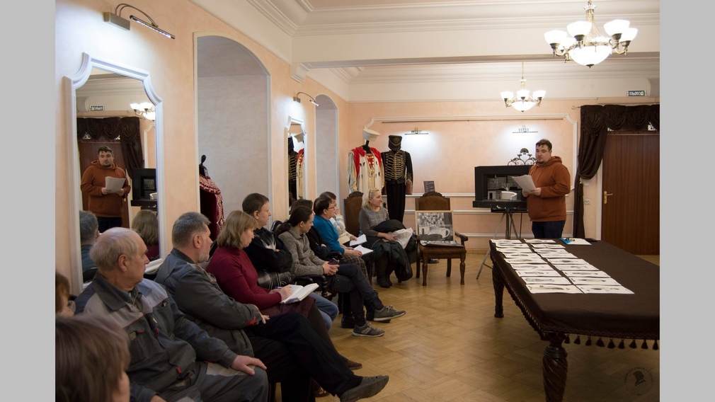 Брянский областной театр драмы новый спектакль «Дом, который построил Свифт» готовит