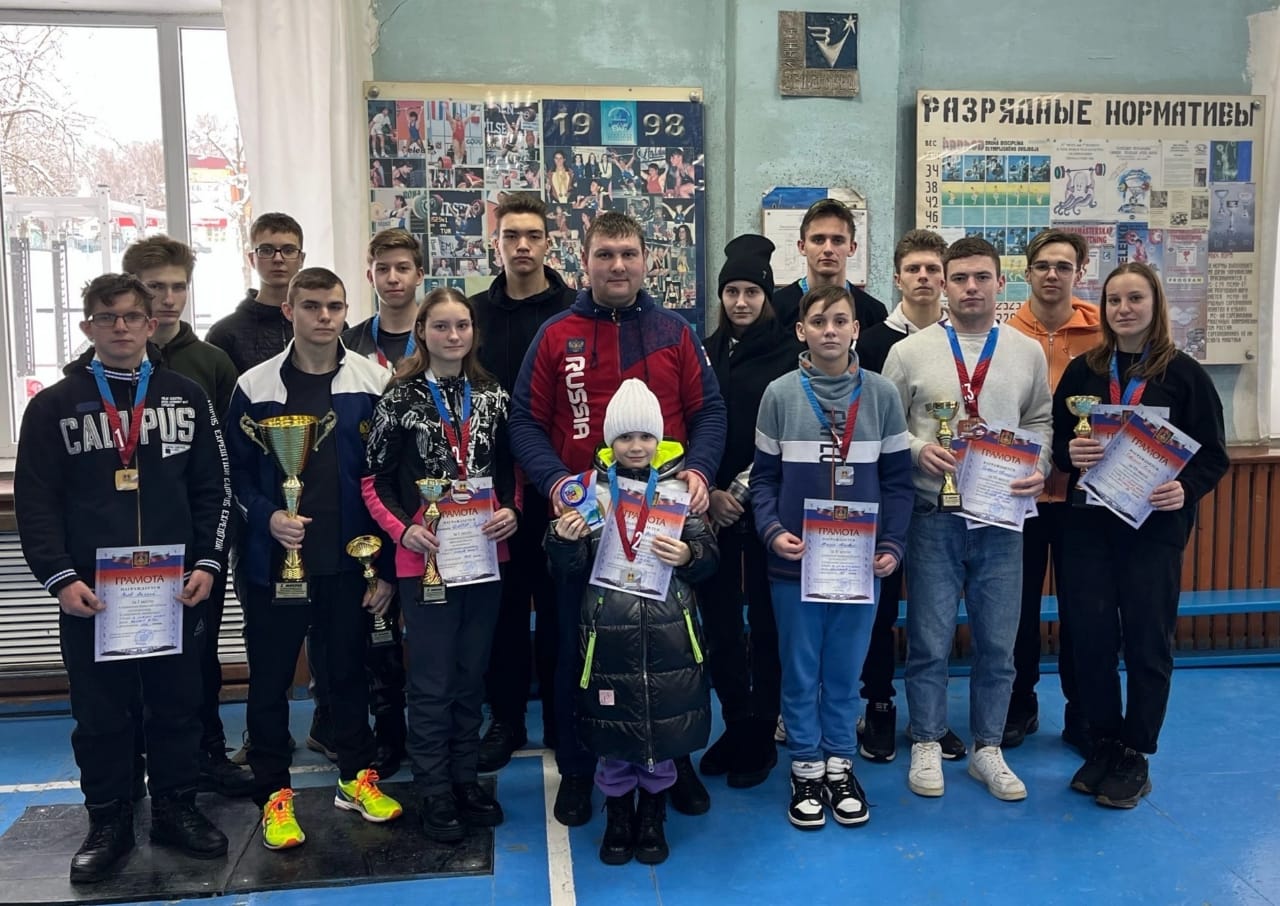 Карачевская команда ДЮСШ  стала первой в соревнованиях по полиатлону