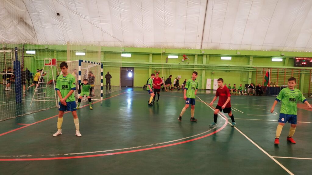 Стародубе состоялся турнир по мини-футболу на Кубок Губернатора Брянской области