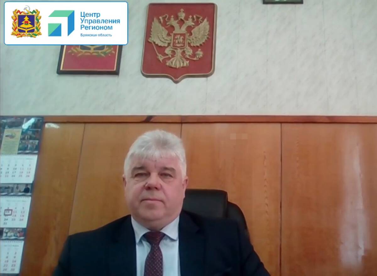 Глава администрации Злынковского района Брянской области в прямом эфире ответил на вопросы жителей