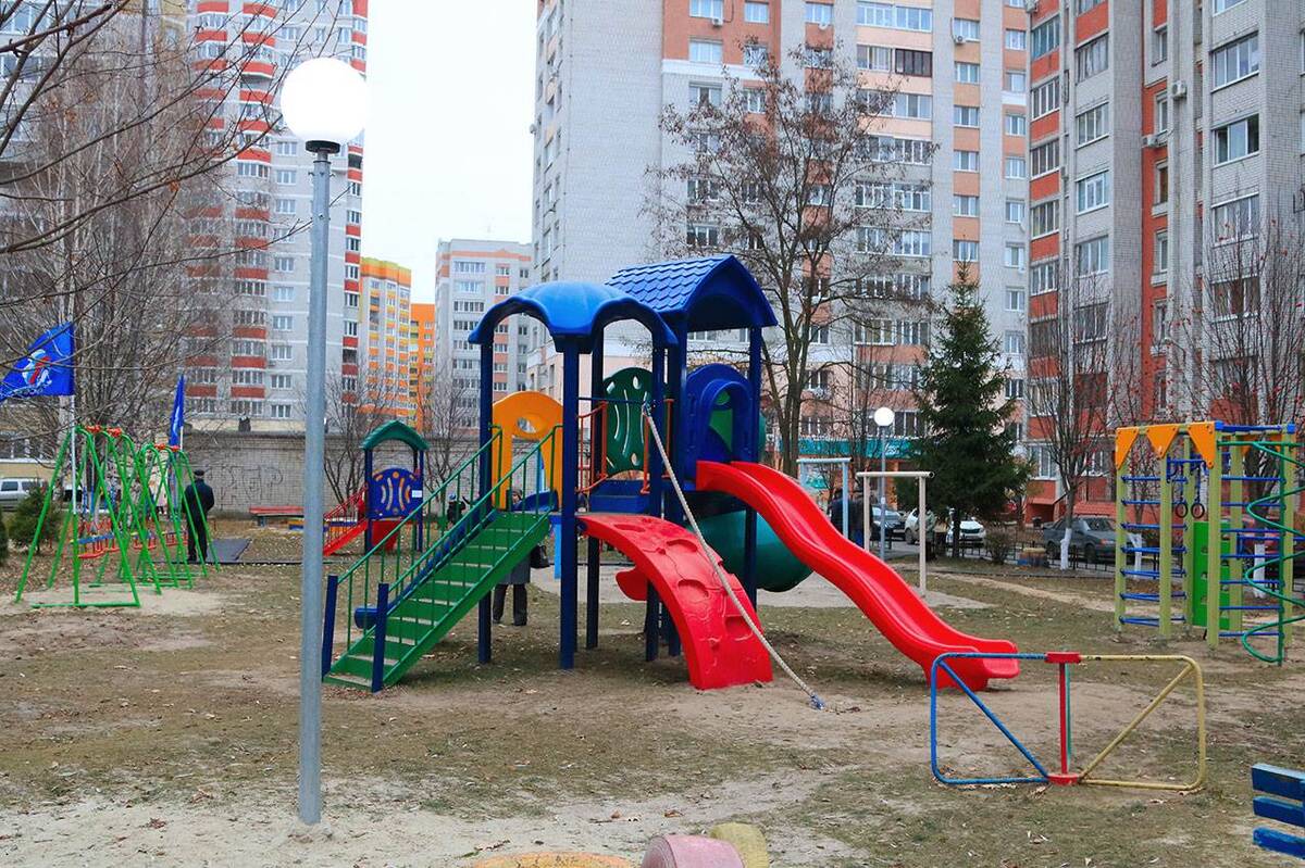 В Брянске в этом году благоустроят 11 дворов многоэтажек