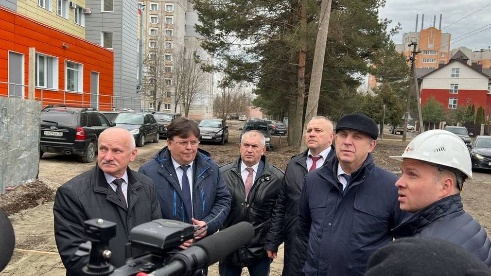 Строительство хирургического корпуса Брянской областной детской больницы ведется по графику