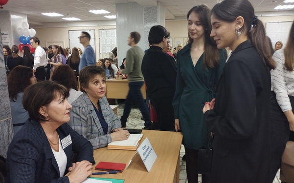 В Брянском госуниверситете им. И.Г. Петровского прошла ярмарка вакансий