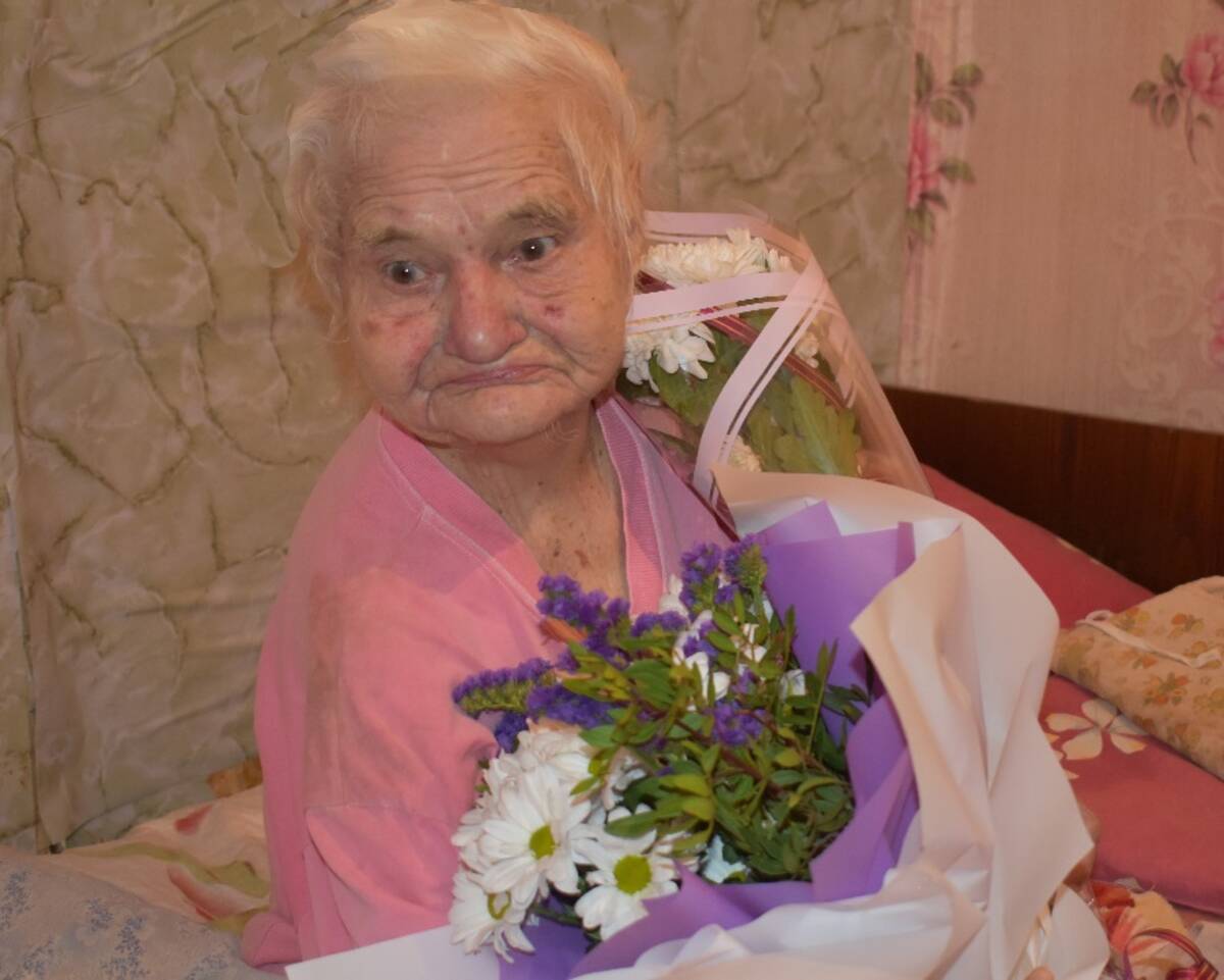 Долгожительница из брянской Клетни отметила 100-летний юбилей