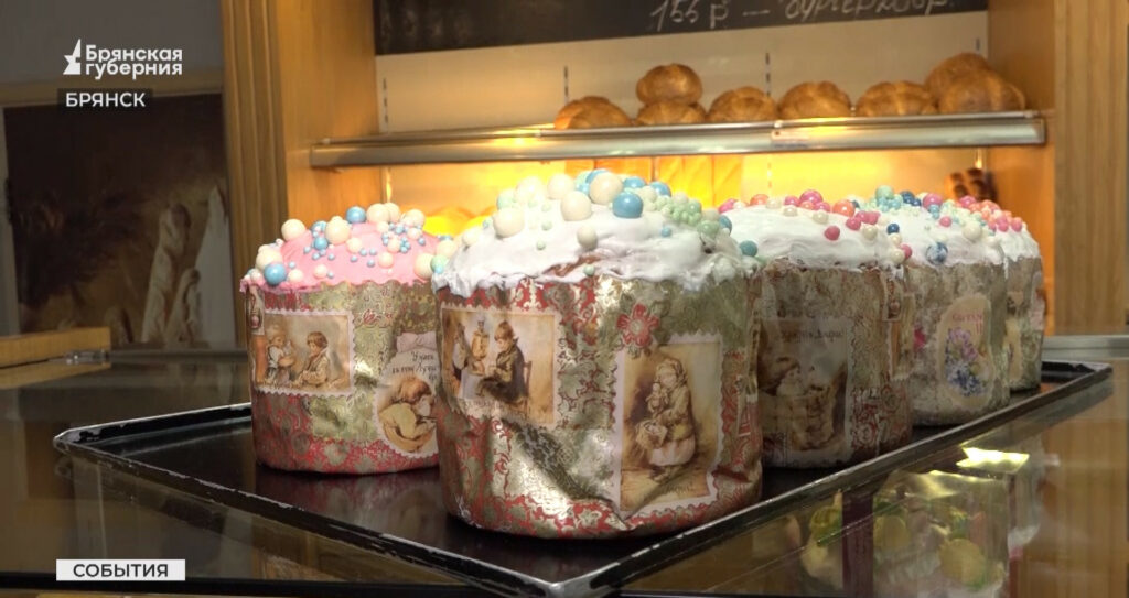 За освящением пасхальных куличей брянцы приходят в храмы