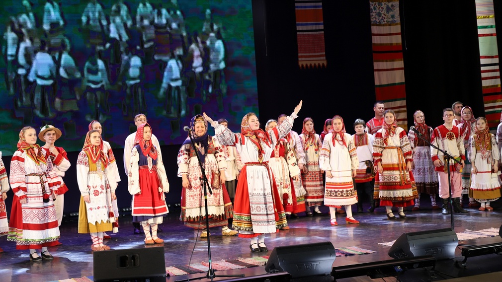 В Губернаторском Дворце им. Ю.А. Гагарина  Брянской области состоялась премьера этно-мюзикла
