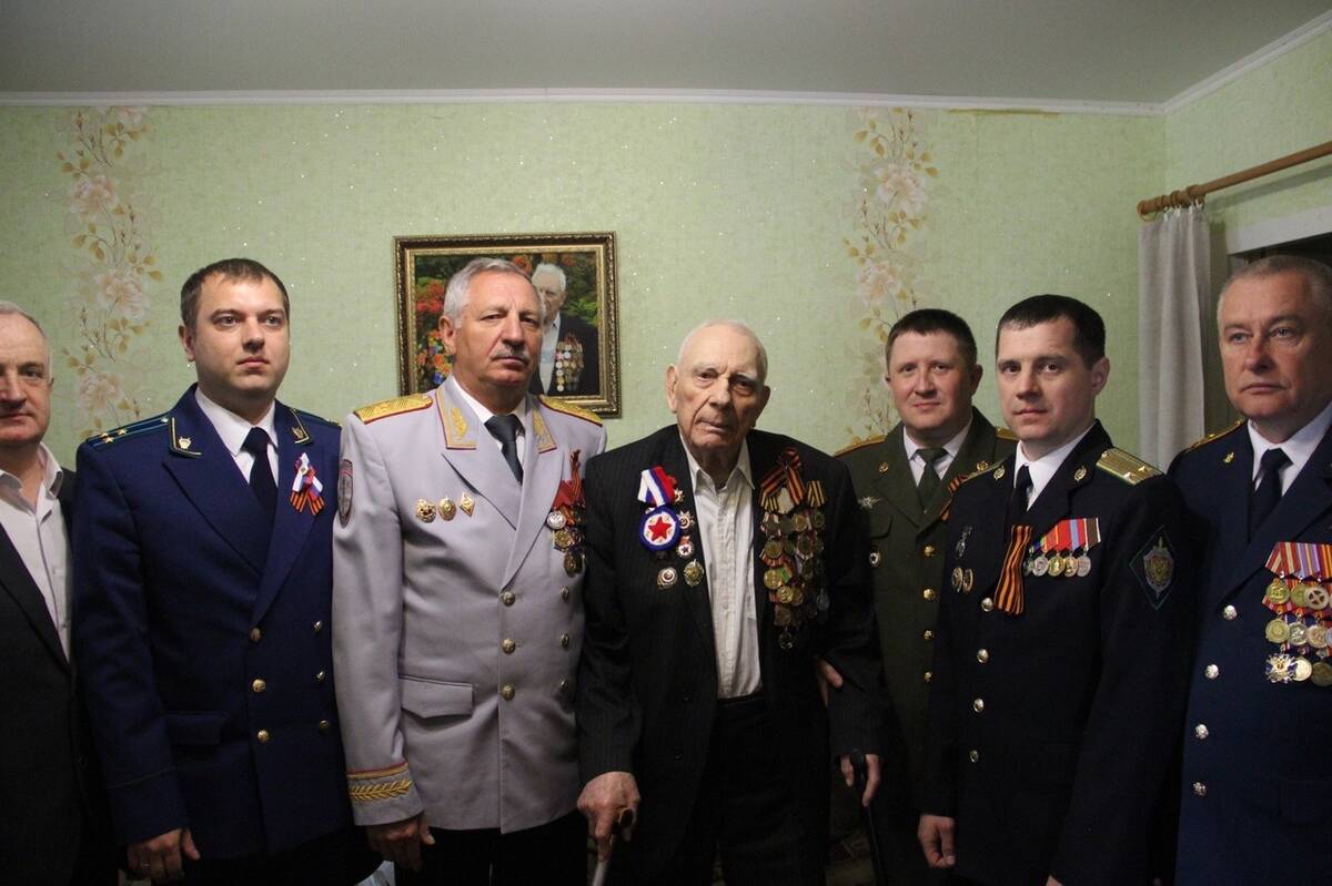 В брянском Стародубе  поздравили участников Великой Отечественной с 9 Мая