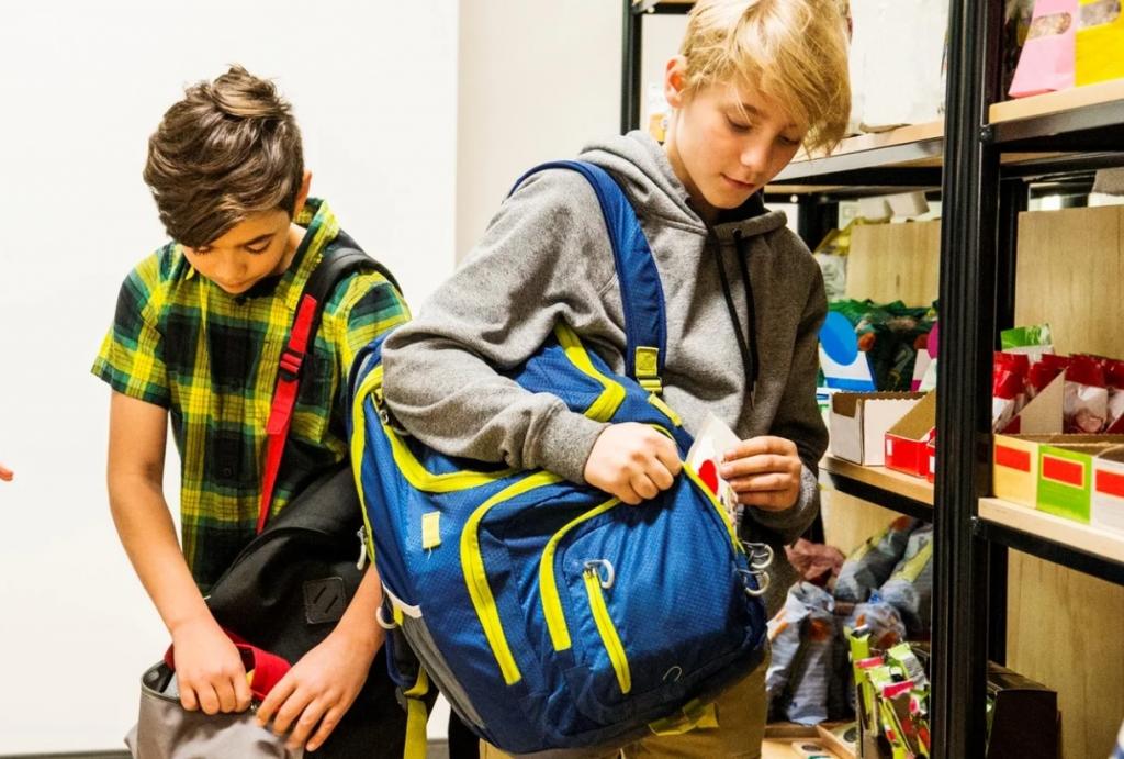 Карачевские полицейские разъяснили, что может грозить подросткам за кражу