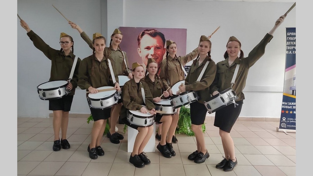 Брянские барабанщицы — лауреаты Международного конкурса «Парад Победы»