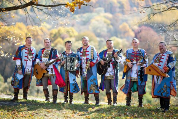 Брянский ансамбль «Ватага» выступил на шоу федерального канала