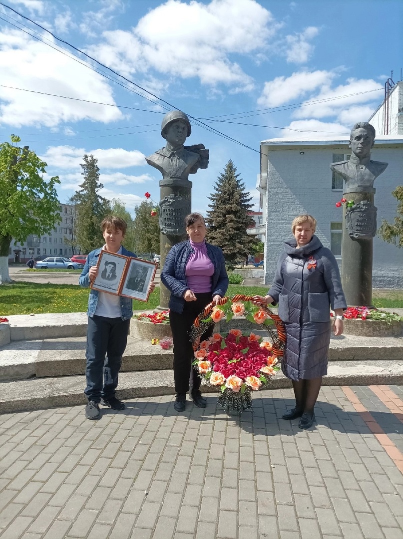 Карачевские студенты и преподаватели почтили память героев Великой Отечественной войны