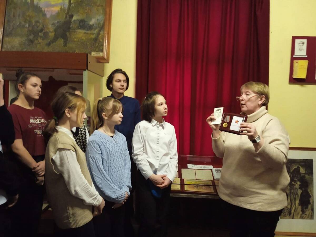 Проходят экскурсии в Клетнянском краеведческом музее