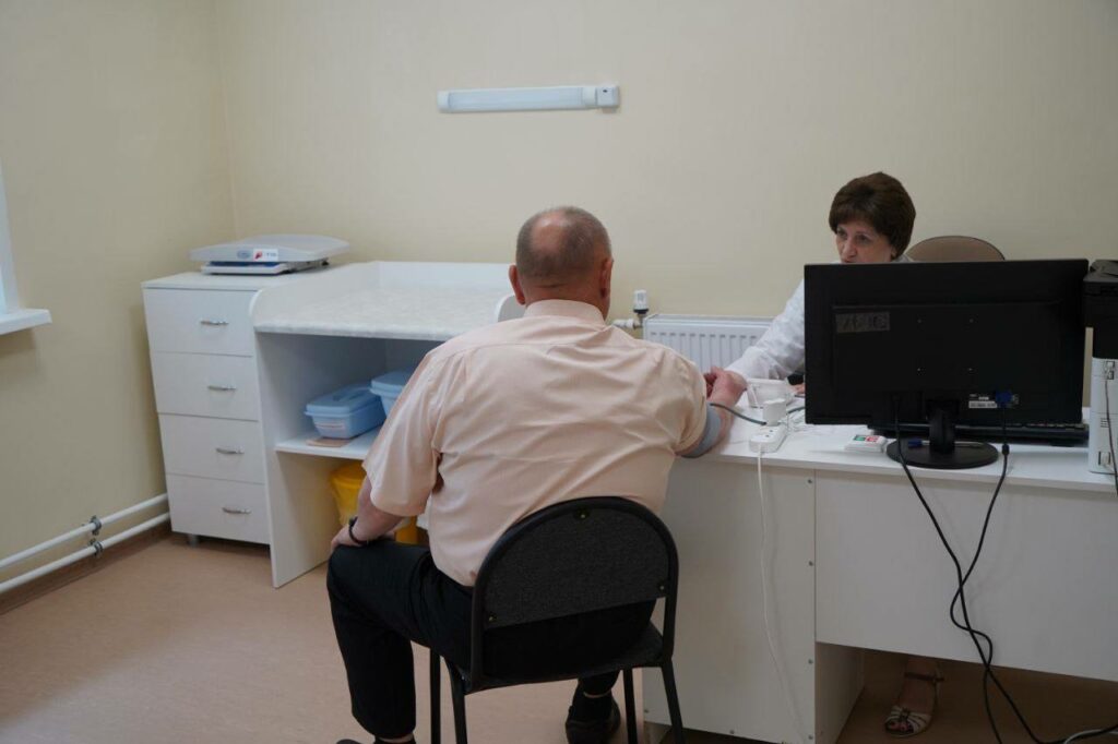 В БРЯНСКОЙ ОБЛАСТИ ЗА ДВА ГОДА КАПИТАЛЬНО ОТРЕМОНТИРОВАЛИ 79 ФАПов