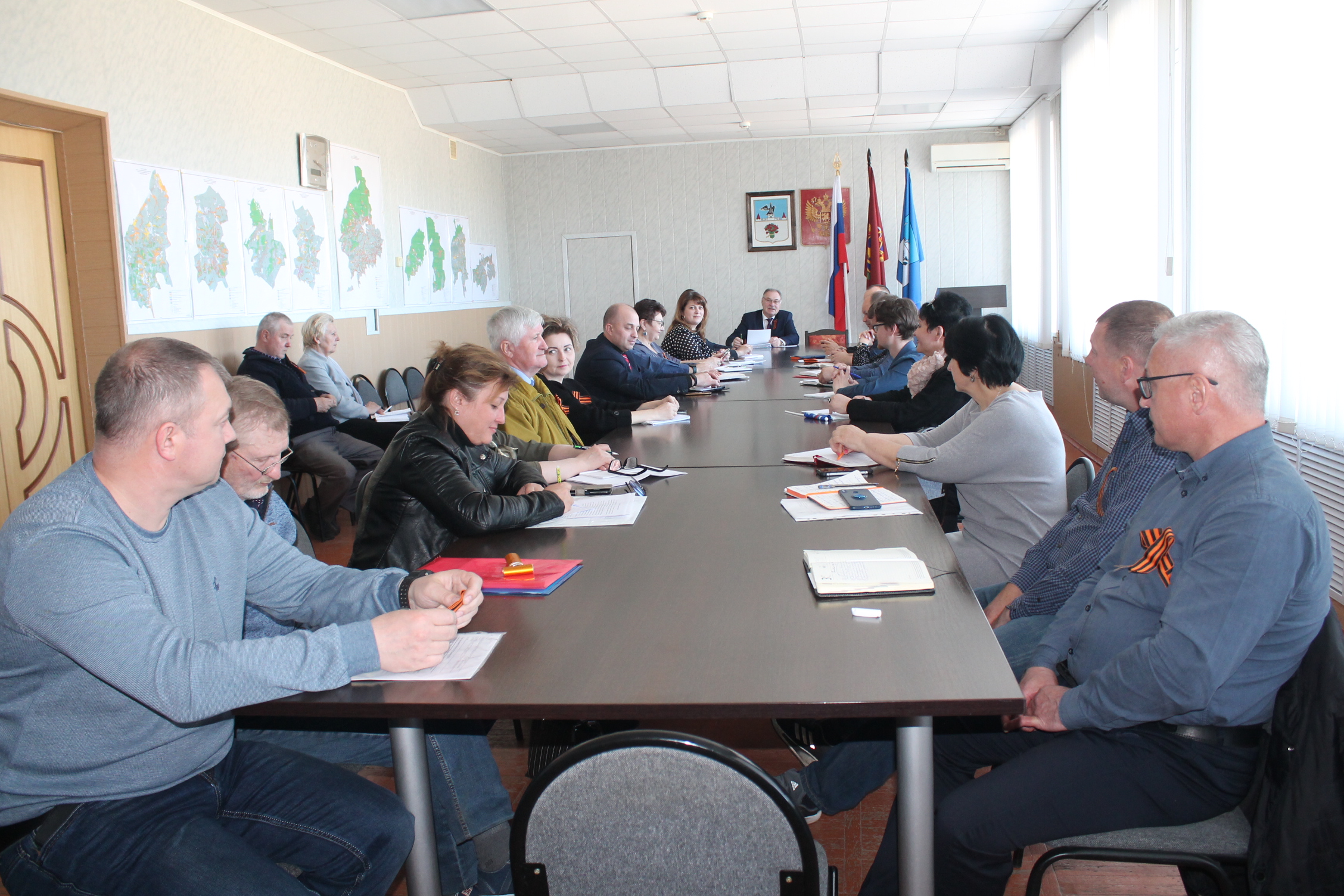 В Карачевской райадминистрации прошло совещание по подготовке к Дню Победы