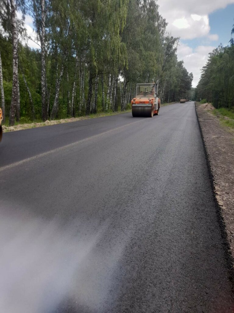 На Брянщине продолжается ремонт автодороги Климово-Чуровичи-граница Украины