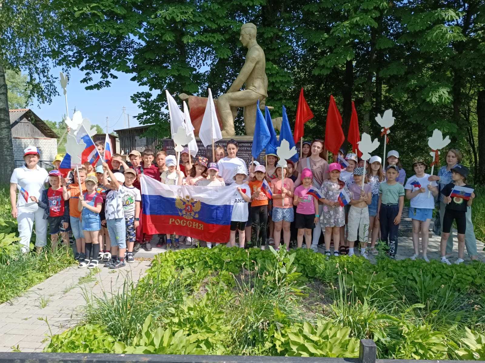 Для ребят Первомайской школы провели краеведческое путешествие