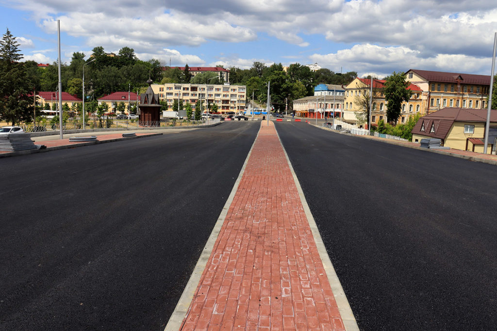 В Брянске продолжается строительство Славянского моста