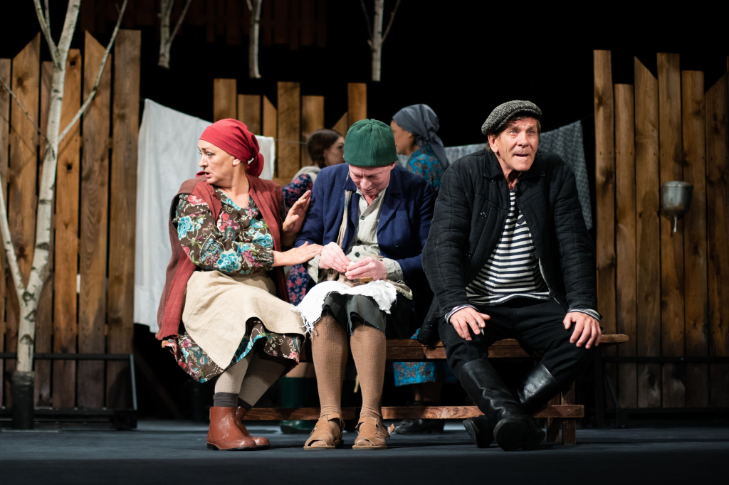 В драмтеатре г. Брянска состоится показ спектакля «Люди добрые»