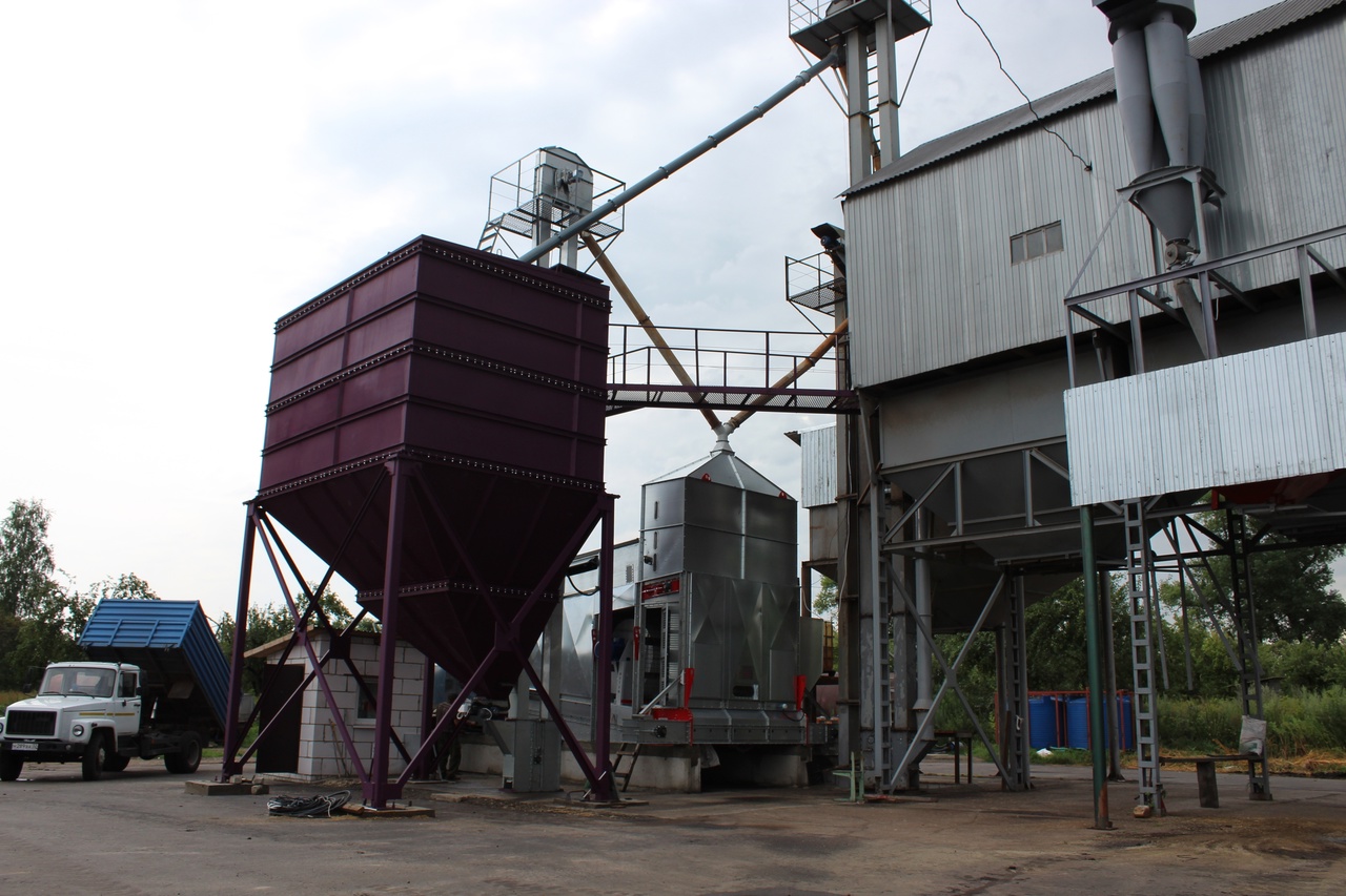 В Карачевском КФХ «Суворов Н. А.» приобрели новую зерносушилку