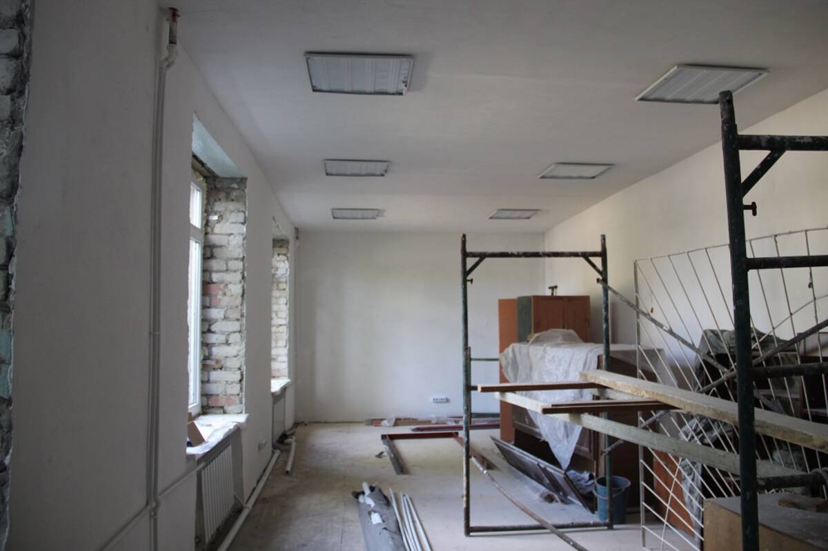 В Брасовском районе ремонтируют помещение для Дома детского творчества