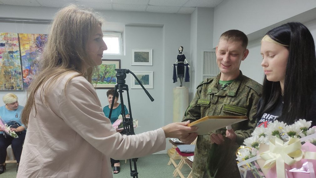 В Брянске участники СВО посетили Музей истории фотографии