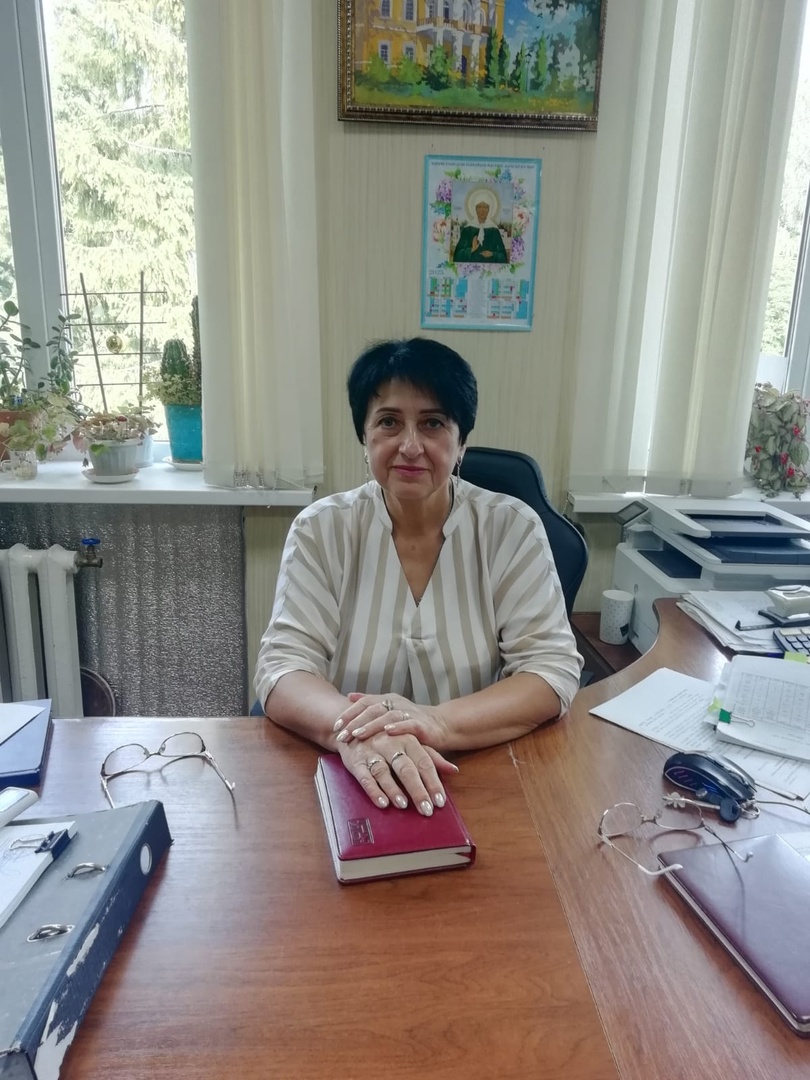 Своим мнением о событиях на Украине поделилась замдиректора Карачевского РДК Надежда Макарова