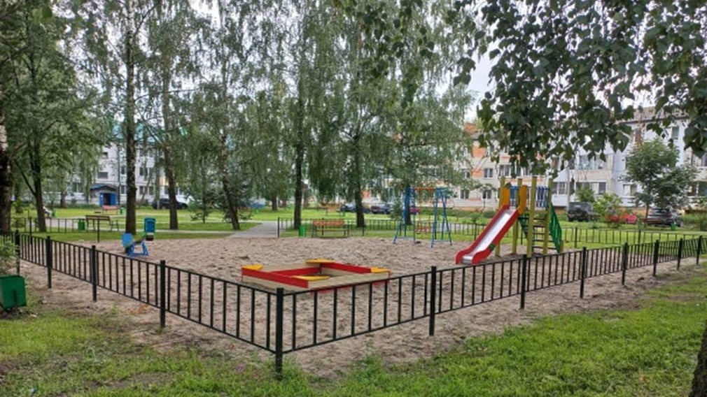 В Глинищево Брянской области завершено благоустройство общественной территории