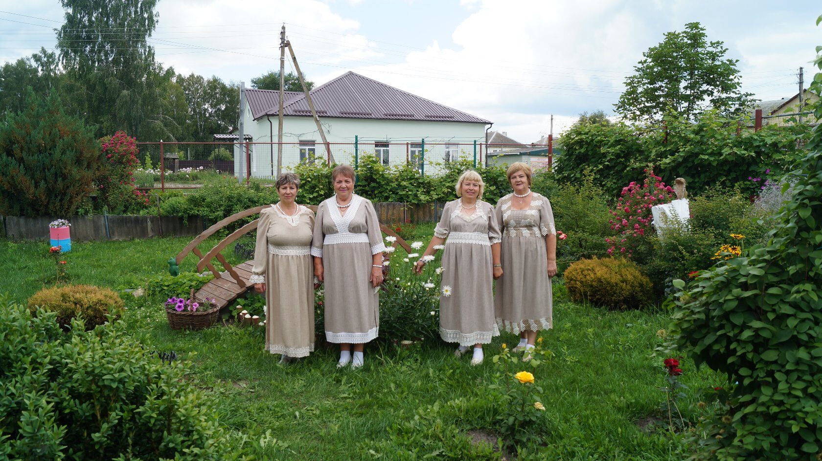 Культурно – досуговые учреждения Карачевского района  приняли участие в открытом 34 Межрегиональном фестивале-конкурсе «Севская частушка» и 23 Межрегиональном конкурсе гармонистов — «Играй, гармонь!»