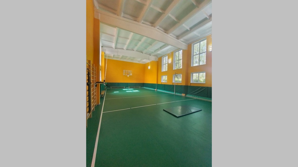 Отремонтирован спортивный зал Киваевской СОШ в Брянской области