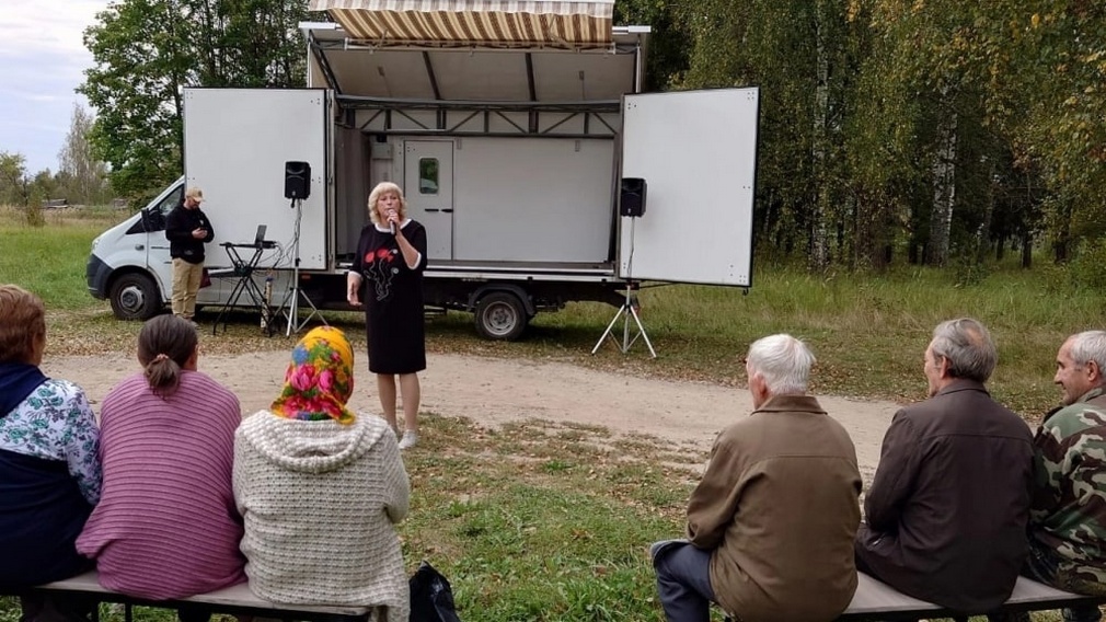 На Брянщине продолжают работать автоклубы