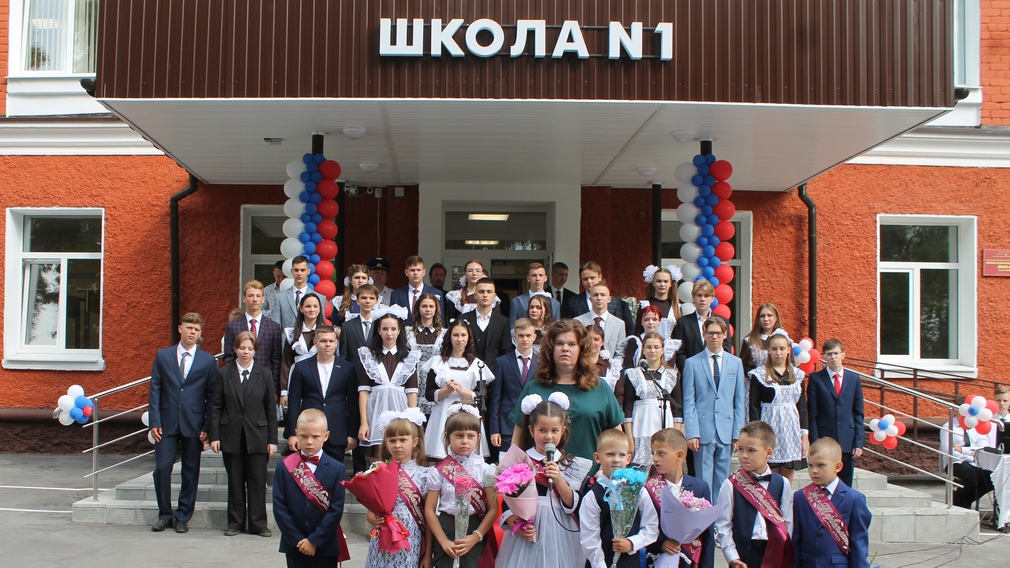 В Брасовском районе в День знаний открылась обновленная школа №1