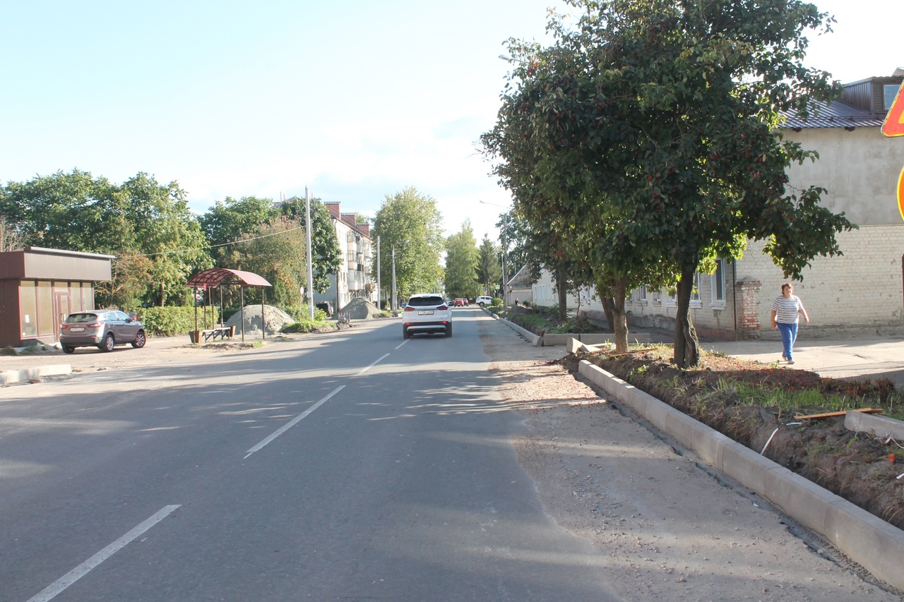 В Карачеве идет ремонт улицы Ленина