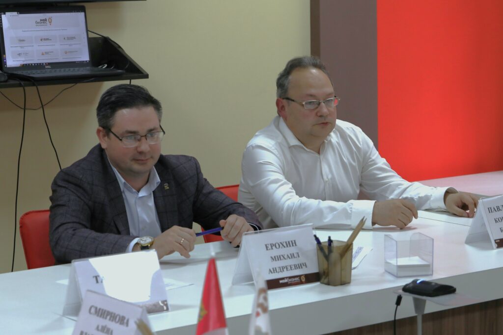 В Брянске гранты между социальными предпринимателями распределили