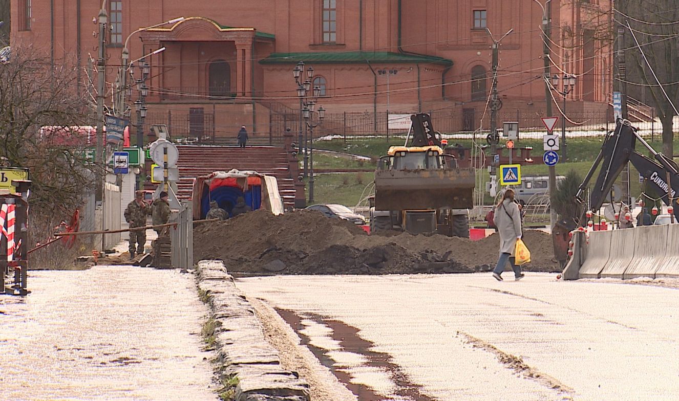 В брянских Клинцах начался ремонт моста через Московку