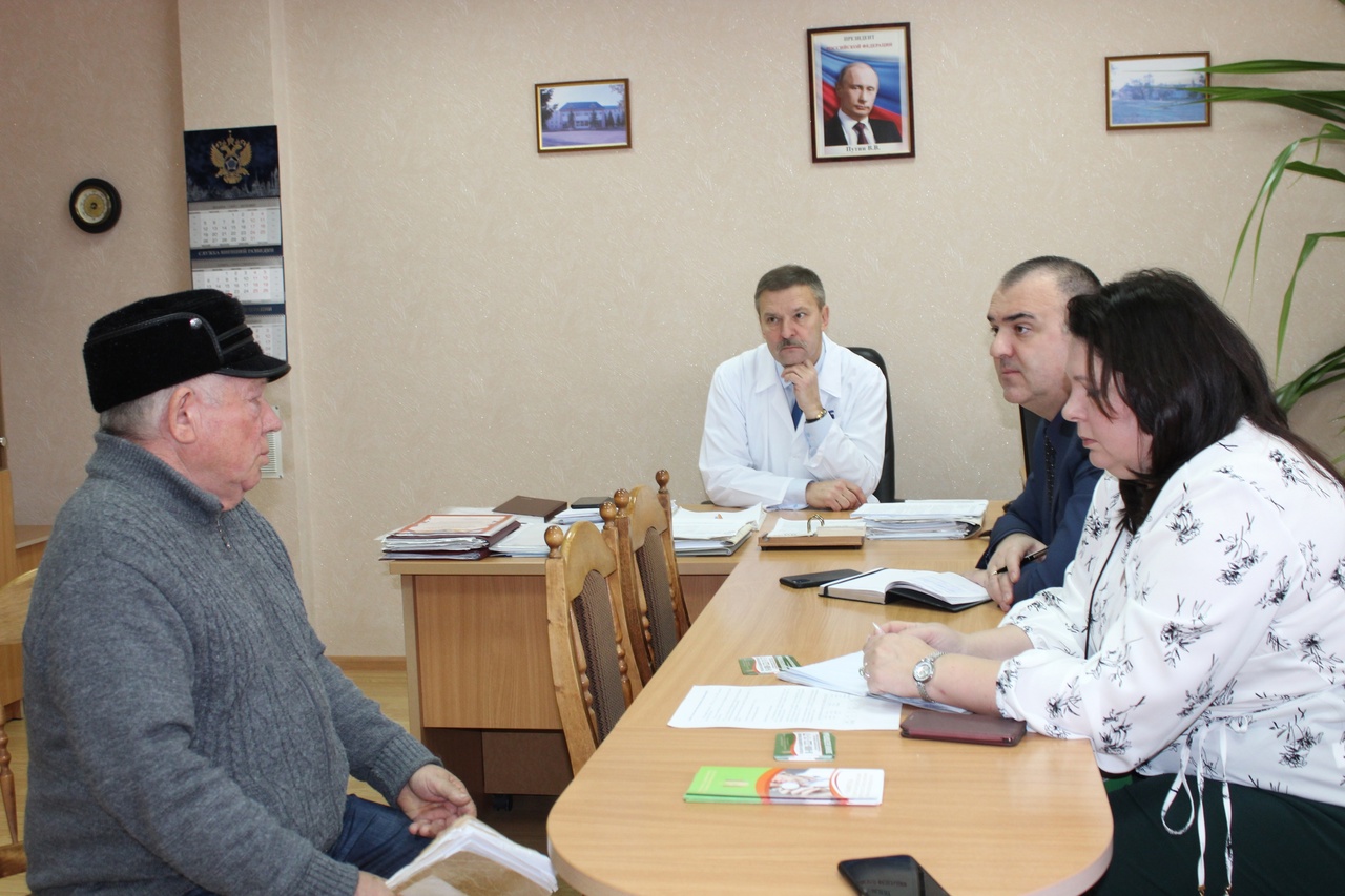 В Карачевской ЦРБ прошел тематический прием по вопросам здравоохранения