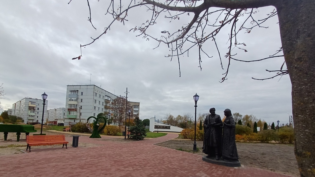 В брянских Клинцах обновили сквер «Воинам-интернационалистам»