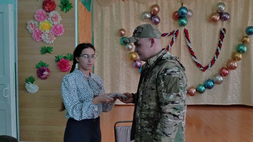 В Красногорской школе прошла встреча с участником СВО