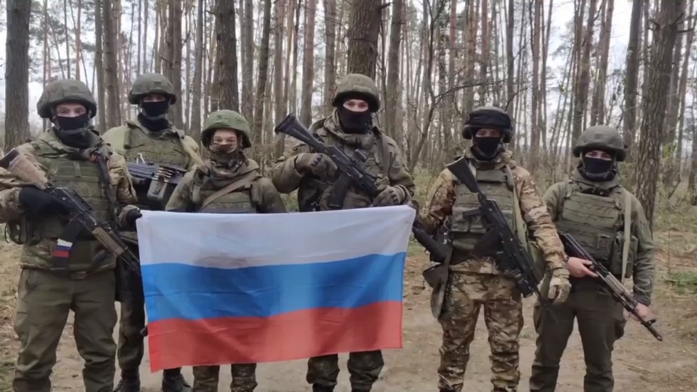 Бойцы СВО  брянских женщин  поздравили с Днем матери