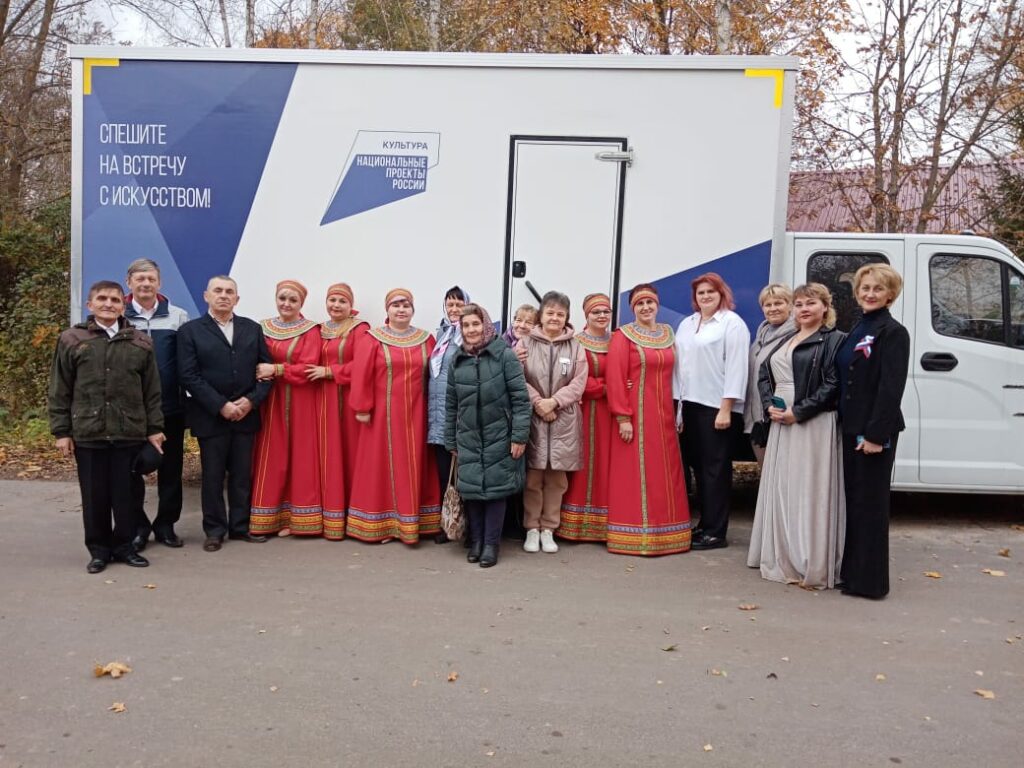 Автоклубы пользуются спросом у жителей брянских сел и деревень