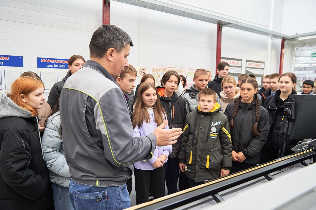 АО “Карачевский завод “Электродеталь” помогает выбирать профессию