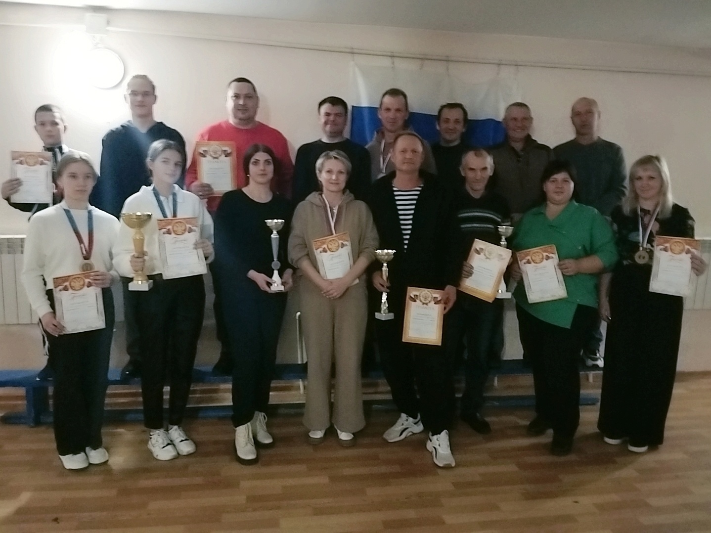 В Карачеве прошло лично-командное первенство по стрельбе из пневматической винтовки