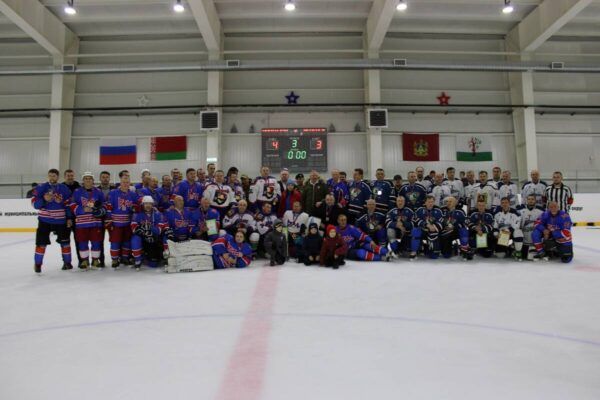 В Стародубе назвали победителя Международного турнира по хоккею